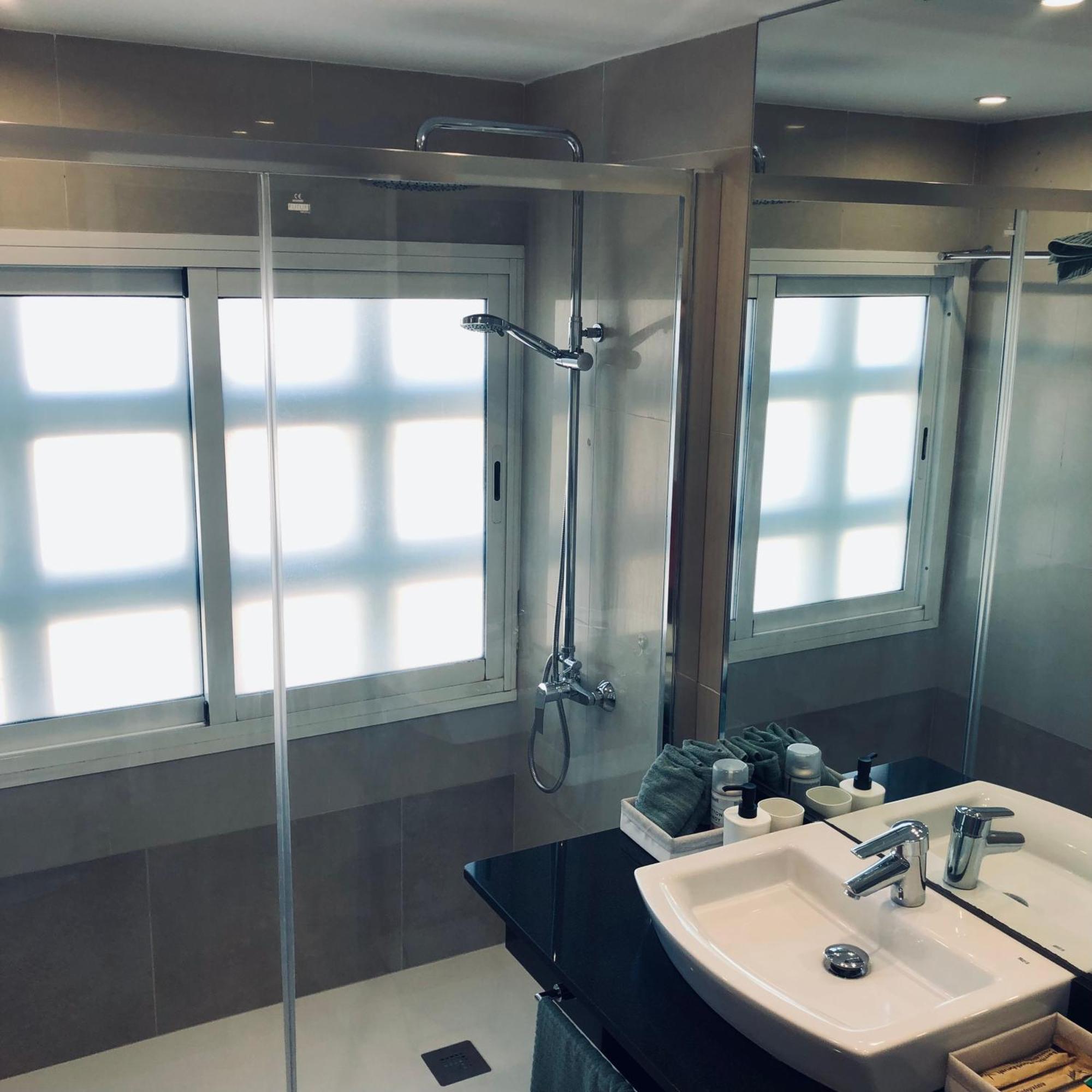 Apartamento Superior Alay En Puerto Marina Playa Benalmádena Dış mekan fotoğraf